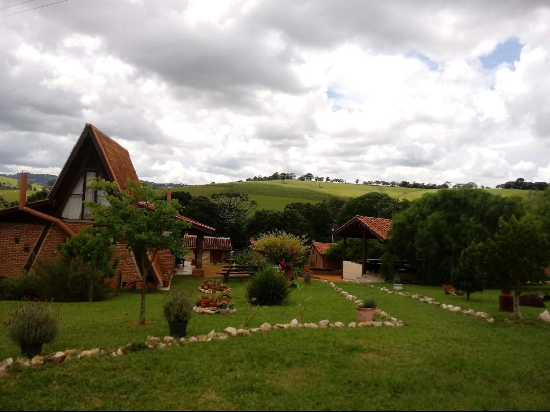 Pousada Mirante Bueno Brandão Exterior foto