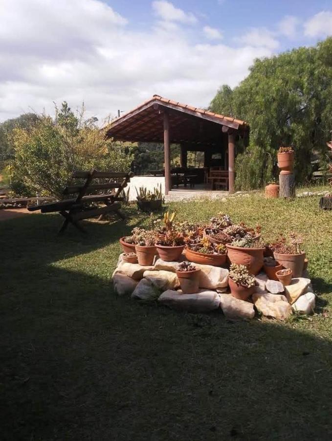 Pousada Mirante Bueno Brandão Exterior foto